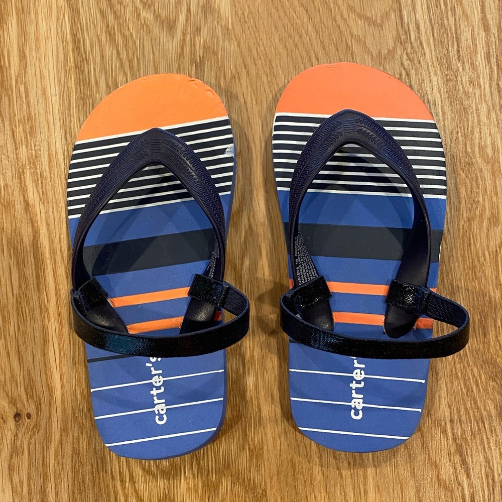 Carter’s toddler flip flops size 7/8